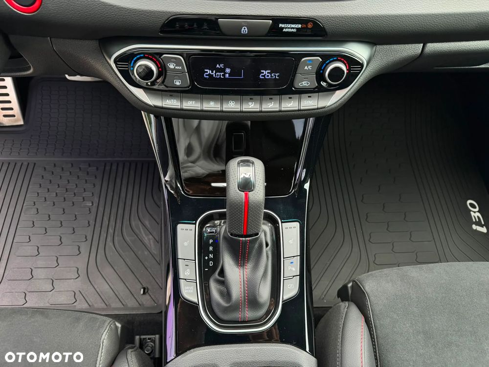 Hyundai i30 - 16