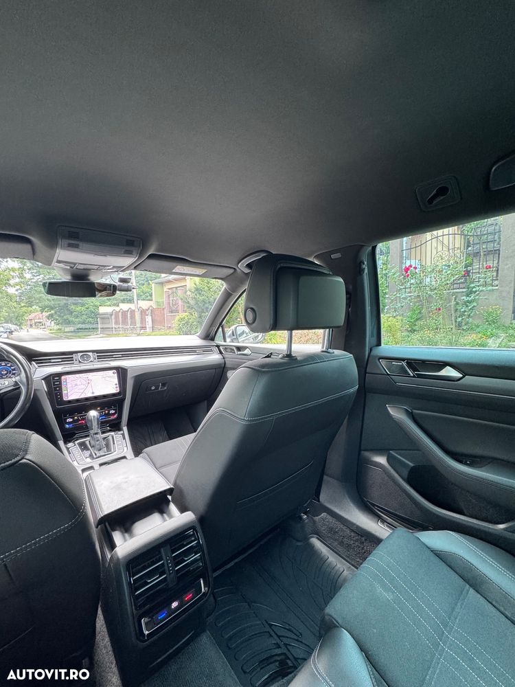 Volkswagen Passat 2.0 TDI SCR 4Motion DSG (BMT) Comfortline - 8