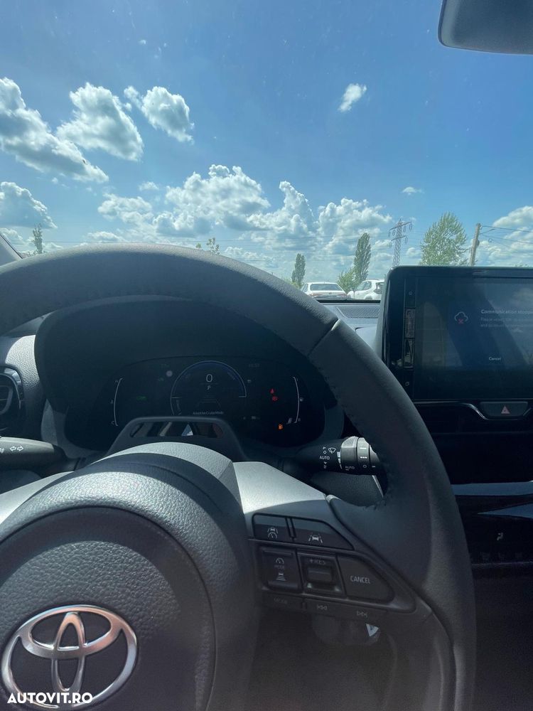 Toyota Yaris 1.5 VVT-i HSD Active - 12