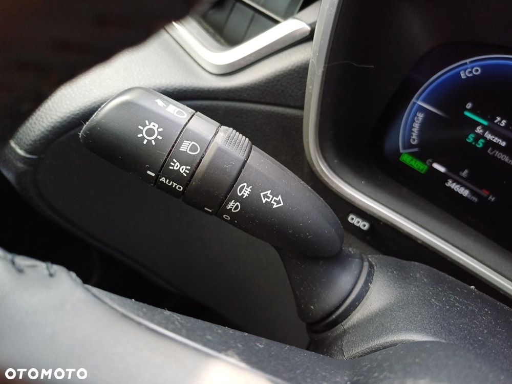 Toyota Corolla Cross - 19