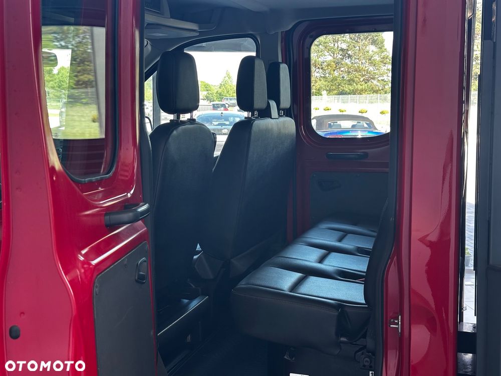 Ford Transit - 12