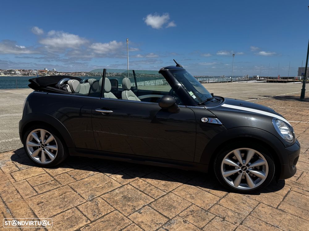 MINI Cabrio Cooper S - 7