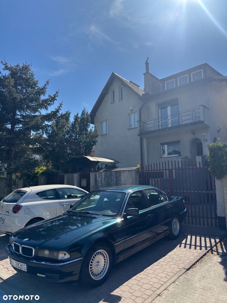 BMW Seria 7 - 24