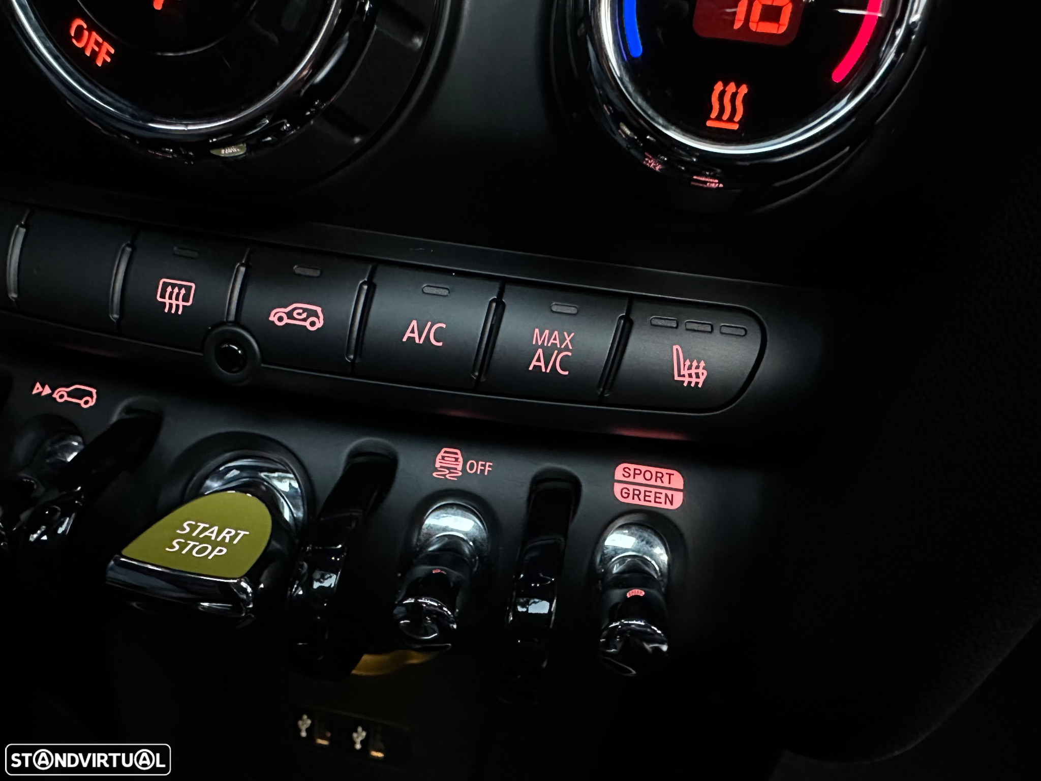 MINI 3 Portas Cooper SE - 53
