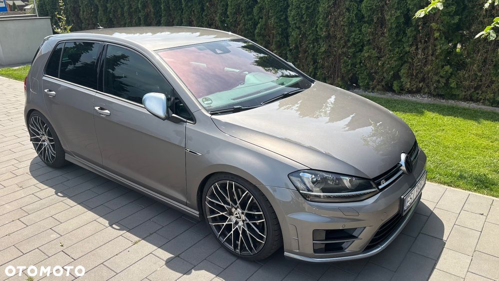 Volkswagen Golf - 15