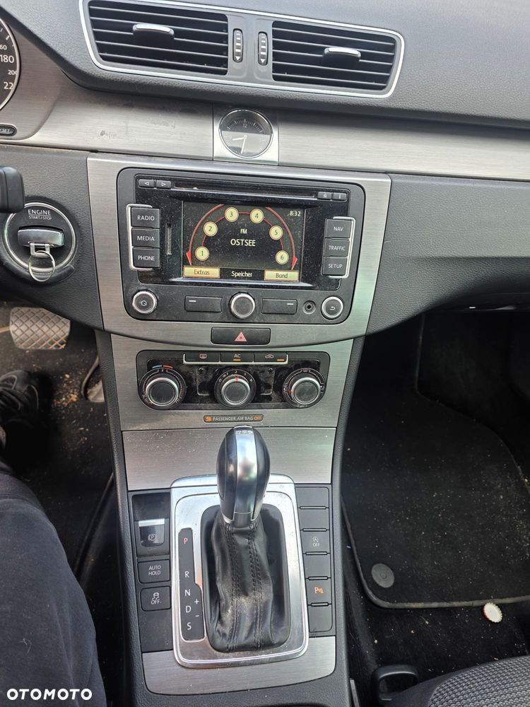 Volkswagen Passat 2.0 Blue TDI DSG SCR Comfortline - 7