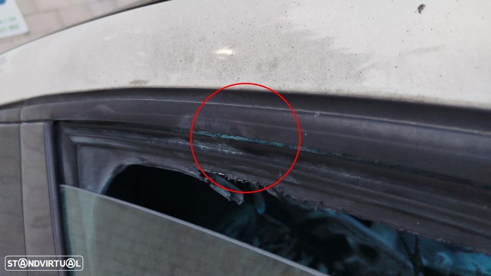 Porta frente direita MERCEDES-BENZ Classe A (W176) - 2