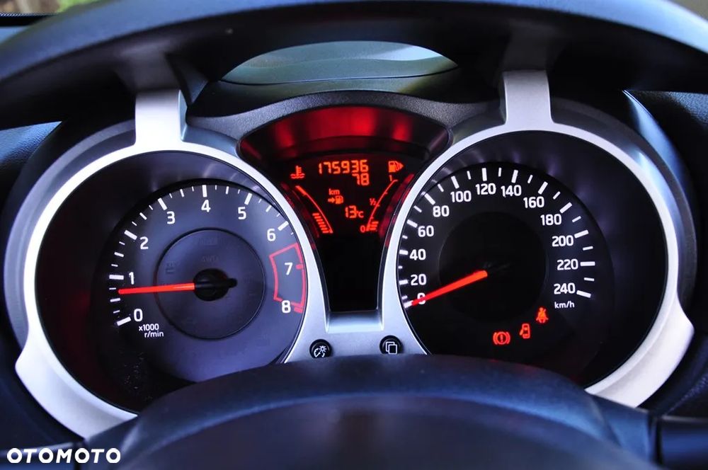 Nissan Juke 1.6 Tekna - 32
