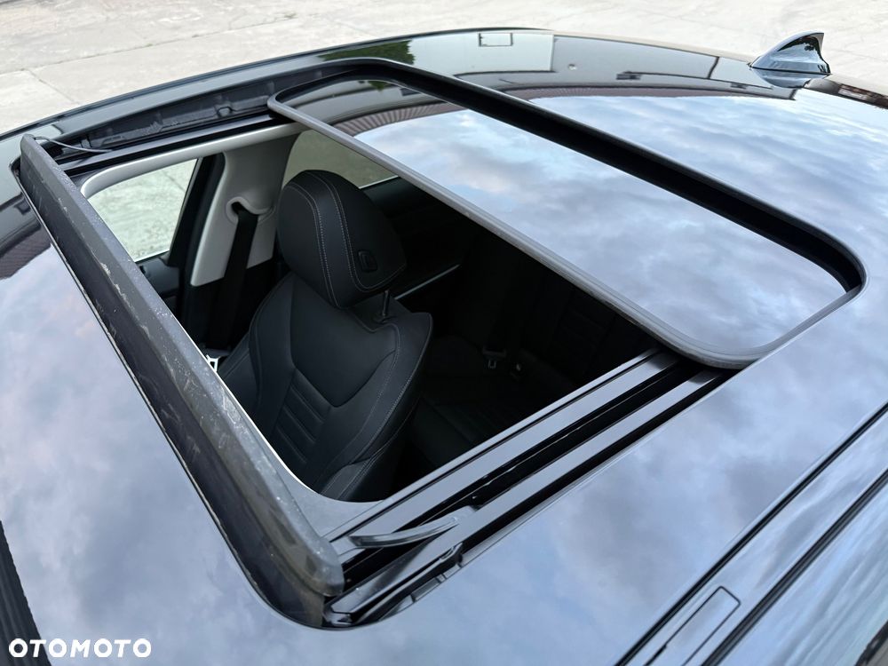 BMW Seria 3 320d xDrive Luxury Line - 22