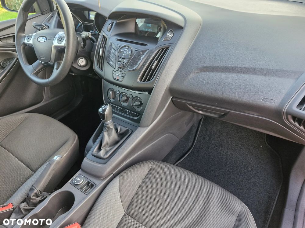 Ford Focus - 18