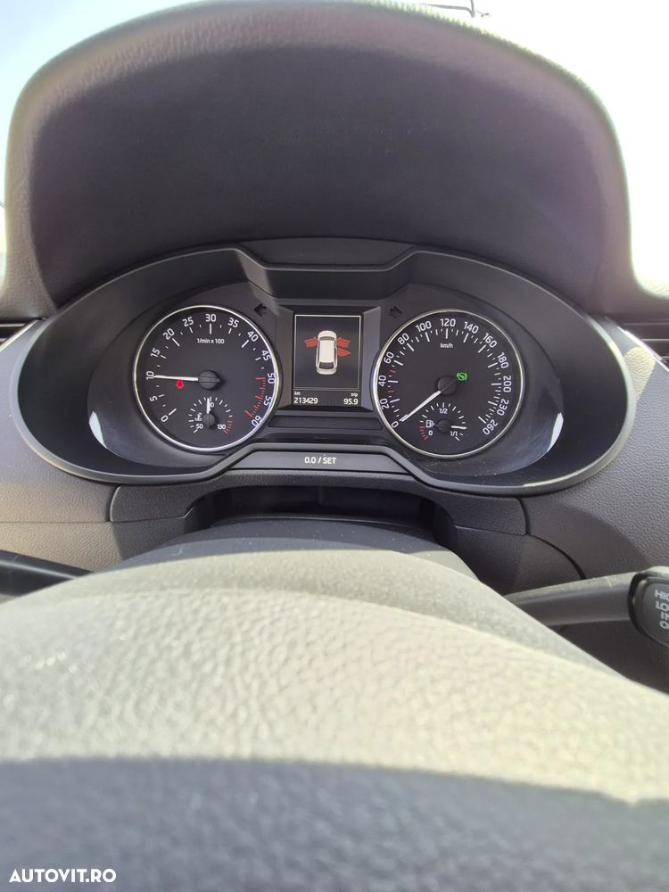Skoda Octavia 2.0 TDI DSG 4X4 Ambition - 19