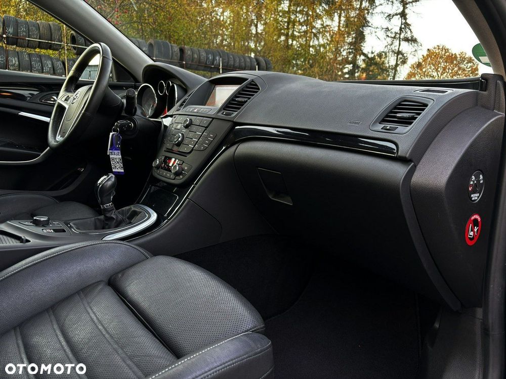 Opel Insignia 2.0 Turbo Innovation - 25