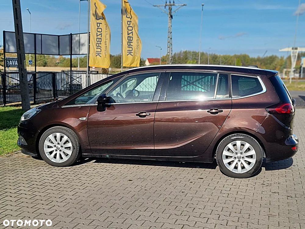 Opel Zafira - 10