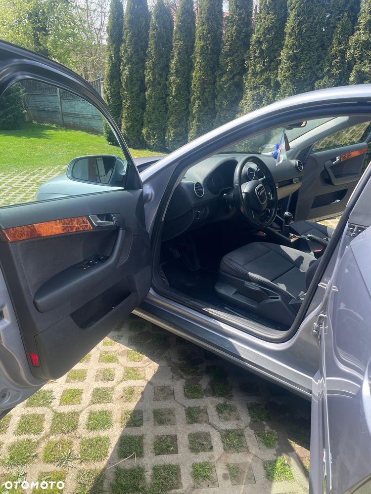 Audi A3 Sportback 1.9 TDI Ambiente - 12