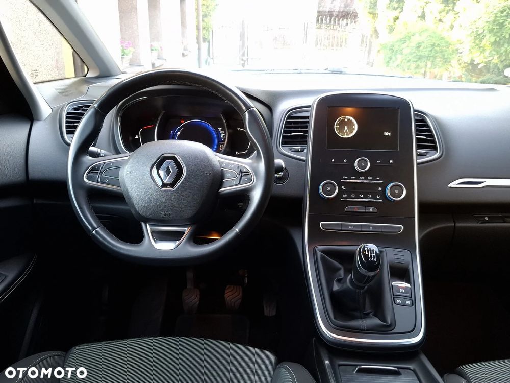 Renault Scenic - 7