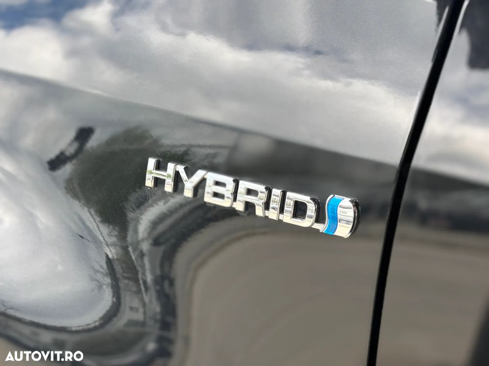 Toyota Yaris 1.5 VVT-i HSD Dynamic - 33