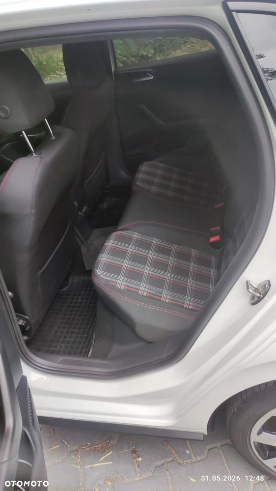 Volkswagen Polo - 19