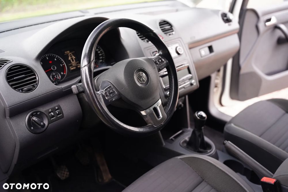 Volkswagen Caddy Comfortline - 12