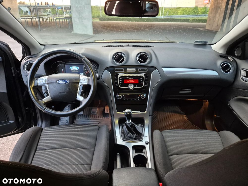 Ford Mondeo 1.6 T Titanium - 10