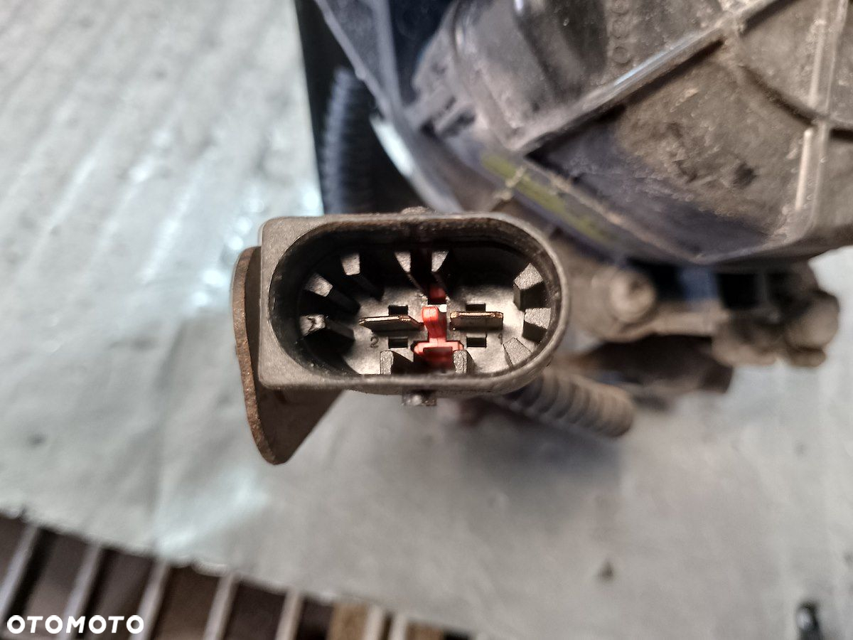 POMPA POWIETRZA WTÓRNEGO PEUGEOT 206 LIFT 9653340480 21598725 1.1 8V - 8