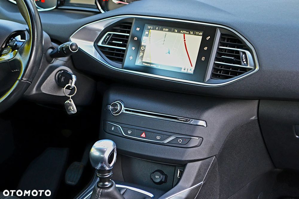 Peugeot 308 - 22