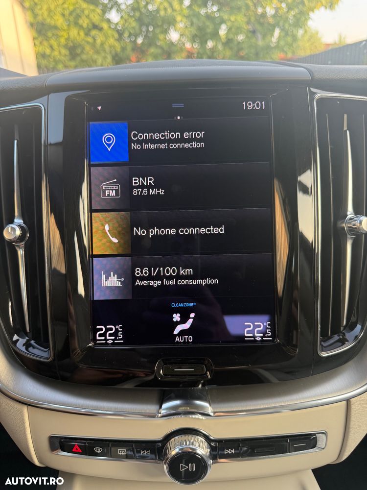 Volvo XC 60 B4 B Geartronic Momentum - 29