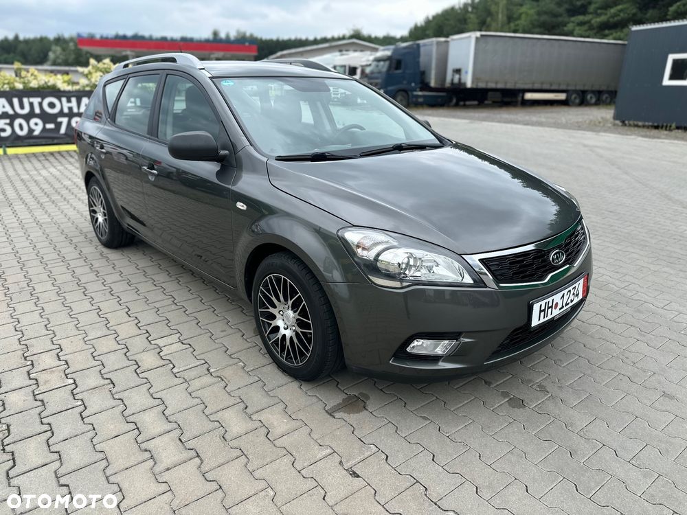 Kia Ceed 1.4 M Euro2012 - 24