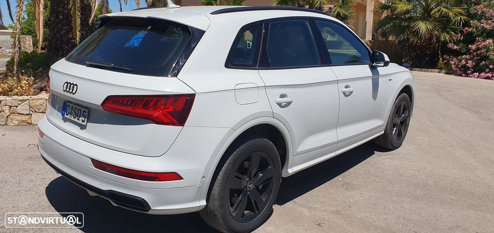 Audi Q5 40 TDI quattro Sport S-tronic - 4