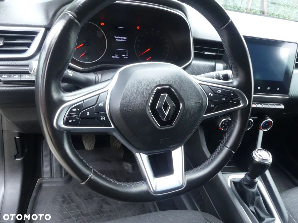 Renault Clio - 31