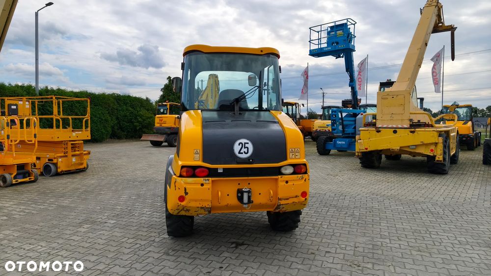 JCB 406 T4 - 7