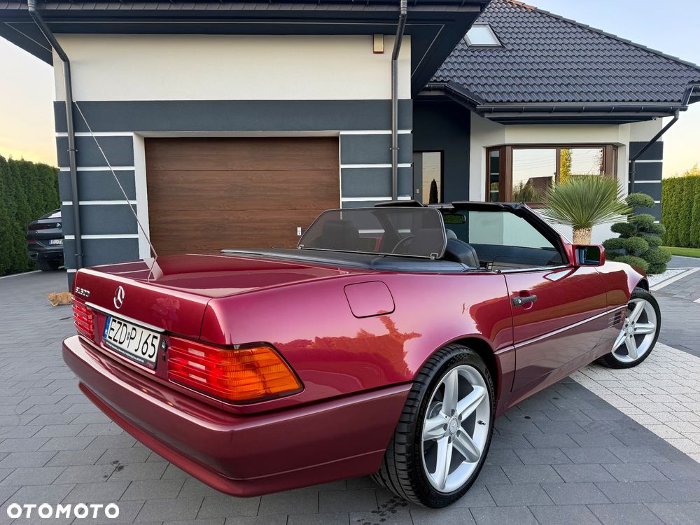 Mercedes-Benz SL - 11