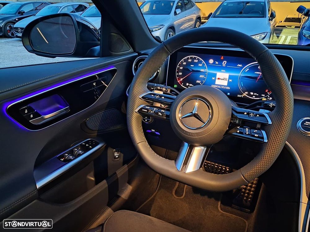 Mercedes-Benz C 300 de AMG Line - 17