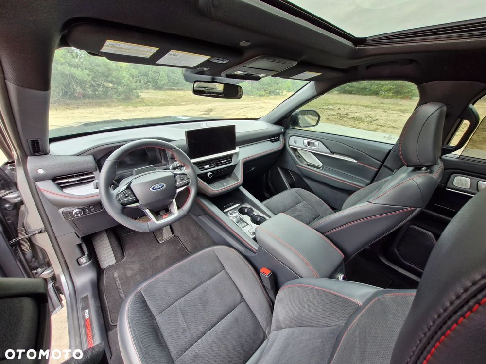 Ford Explorer - 13