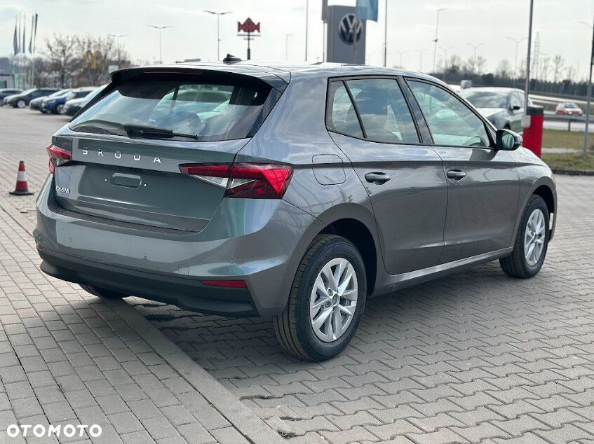Skoda Fabia 1.0 TSI Drive - 3