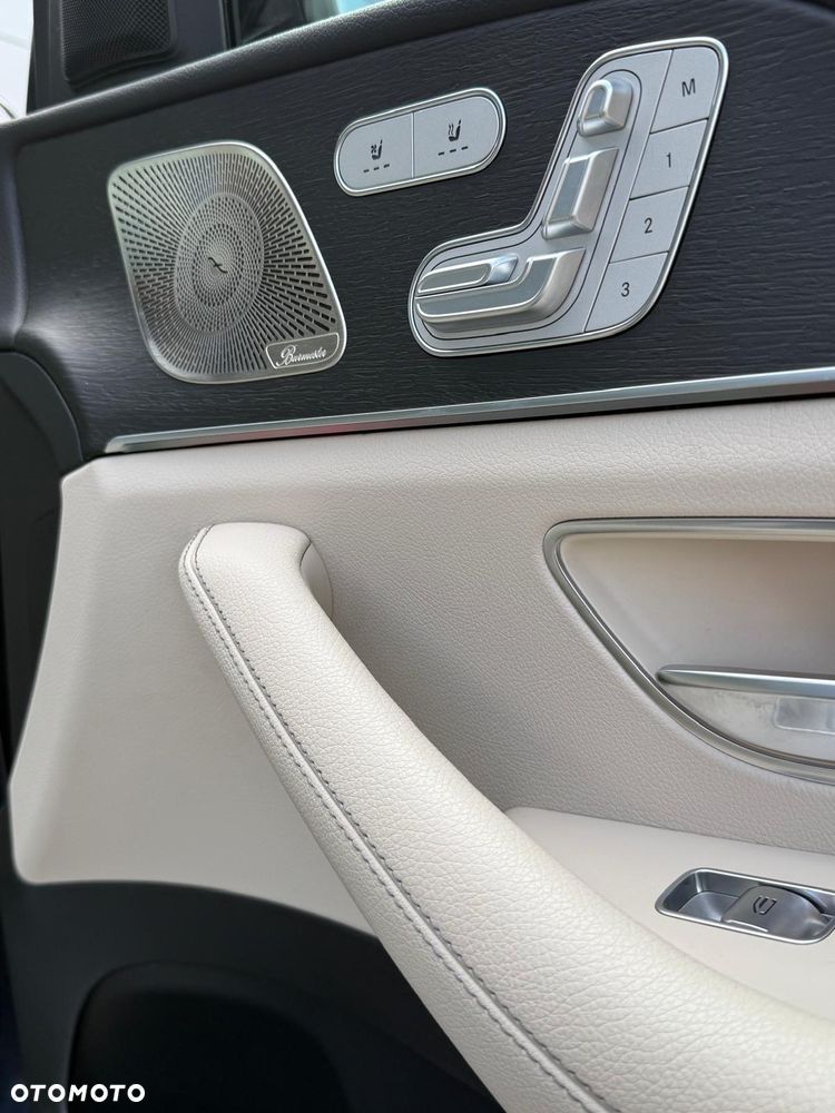 Mercedes-Benz GLS - 18