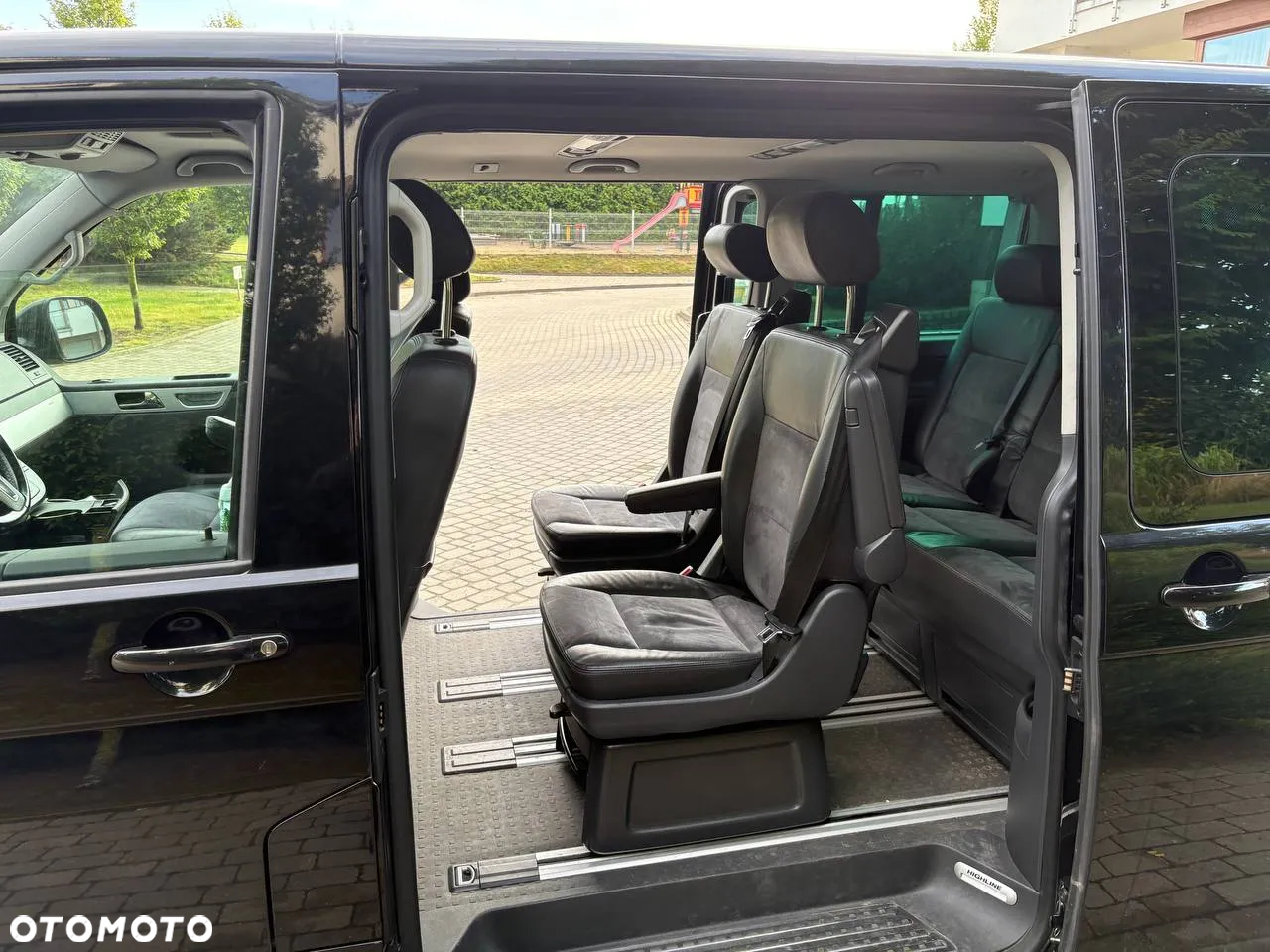 Volkswagen Multivan - 8