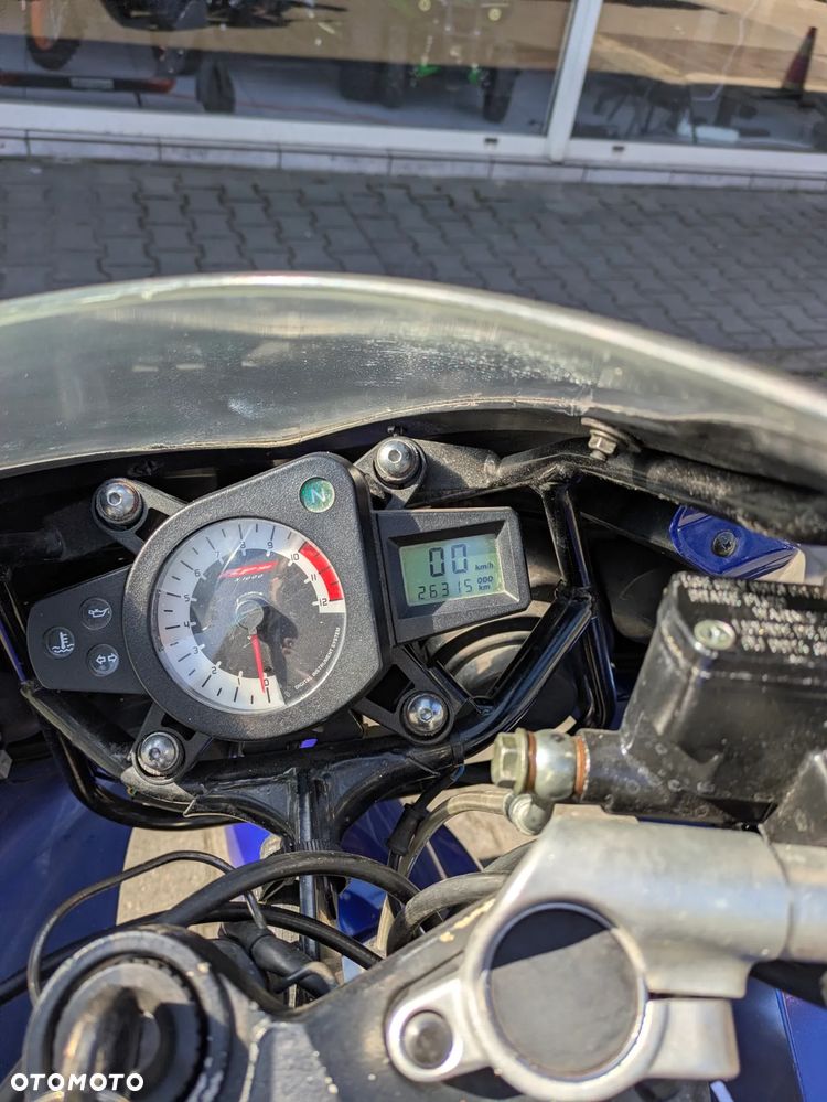 Yamaha TZR - 4