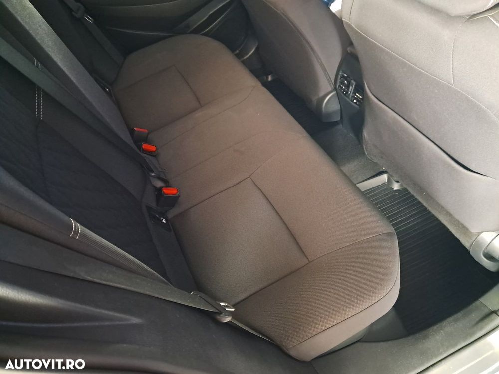 Toyota Corolla - 20