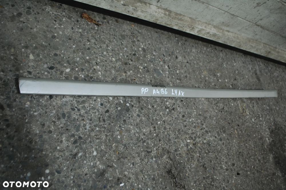 LISTWA DRZWI LEWY LUB PRAWY PRZÓD ŚRODKOWA ZEWNĘTRZNA LY7Q 8E0853953 8E0853954 AUDI A4 B6 LY1X/ LY5K/ LY9B - 5