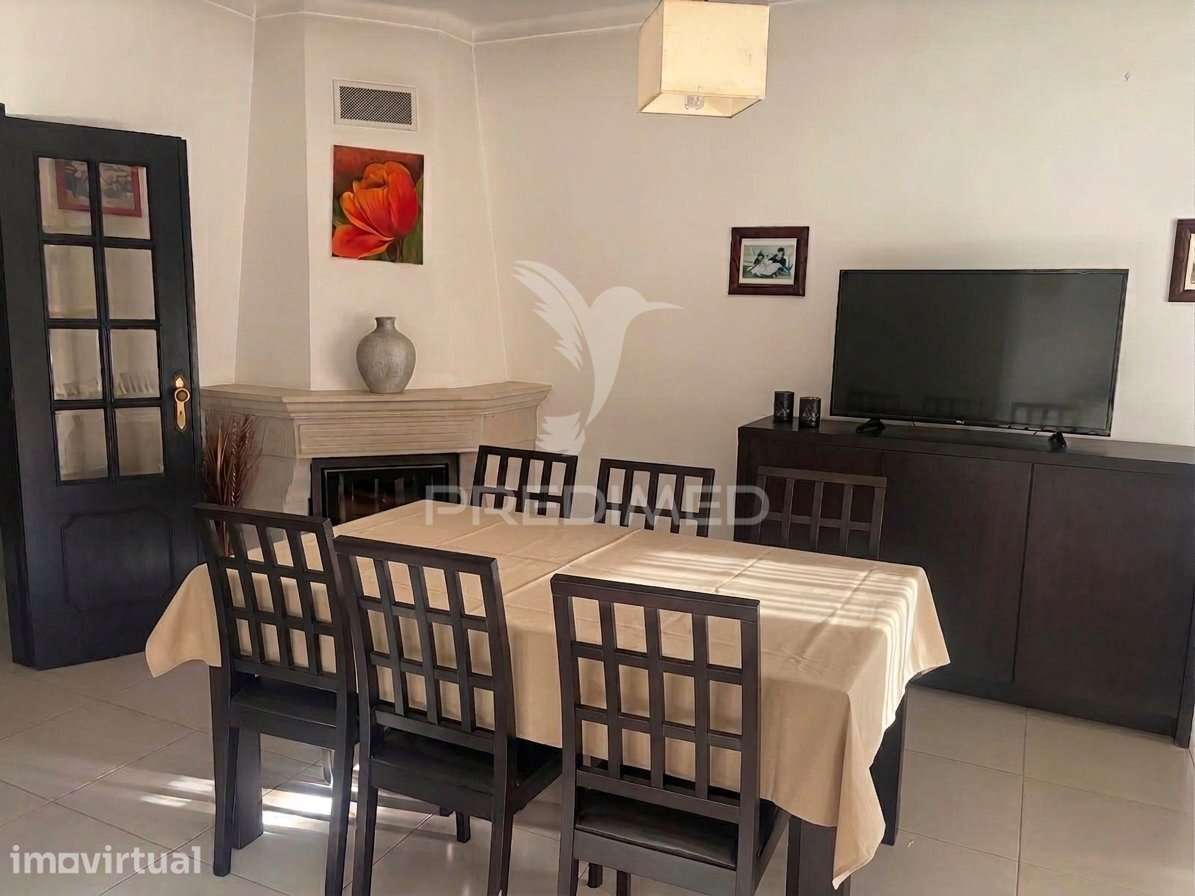 T4 Duplex com Terraço, Suite e Varandas no Entroncamento | Lisboa a... - Grande imagem: 4/19