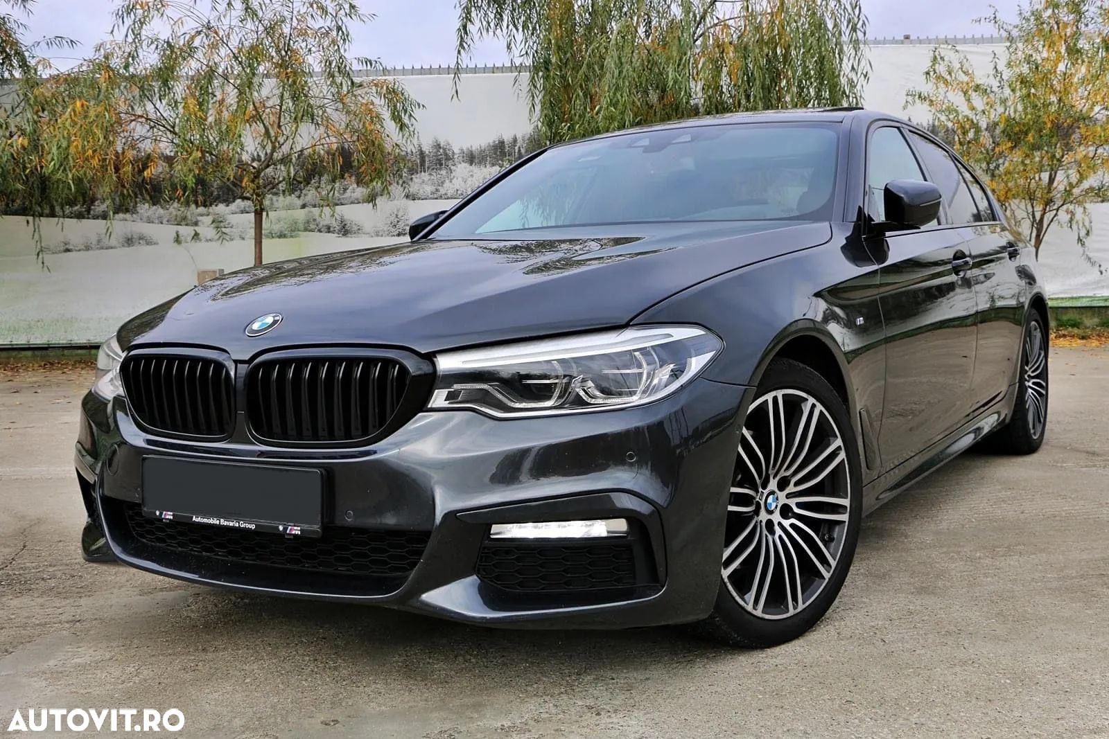 BMW Seria 5 520d xDrive AT - 1