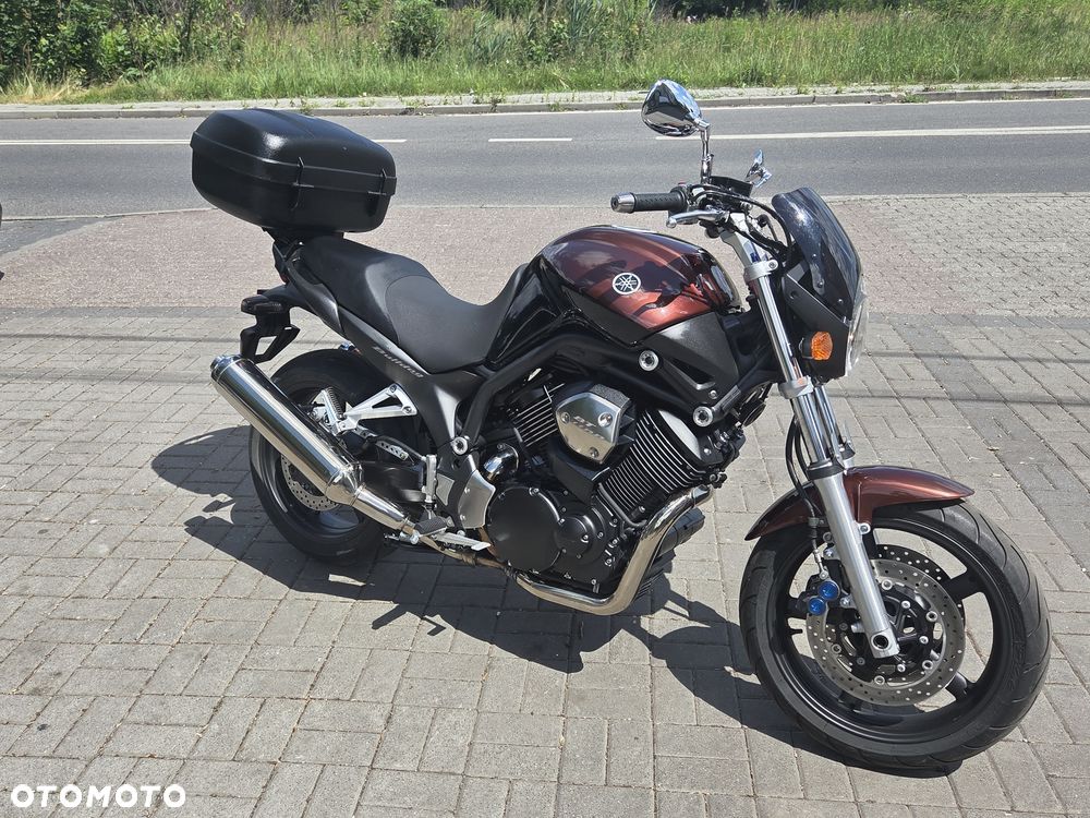 Yamaha Bulldog - 18