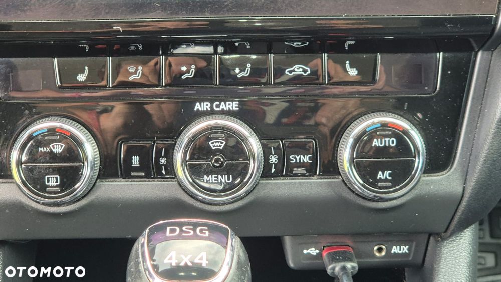 Skoda Octavia 2.0 TDI 4x4 Style DSG - 12