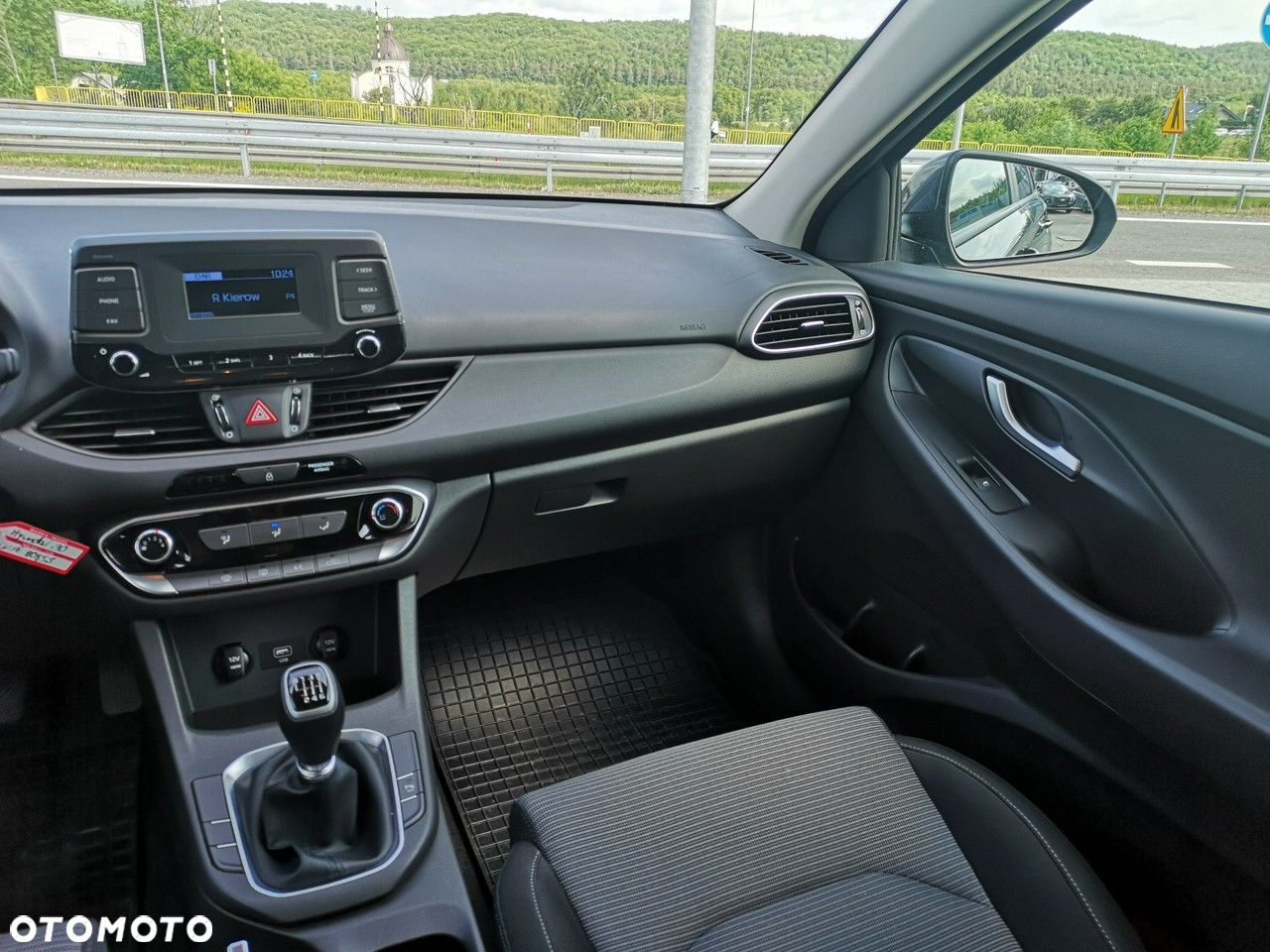 Hyundai i30 1.5 DPI Modern - 32