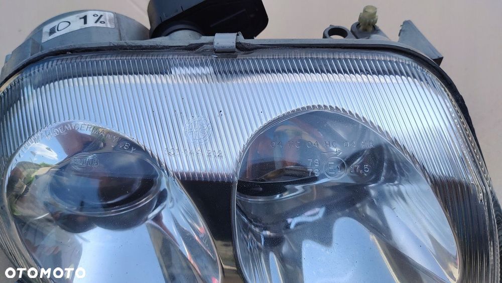 Alfa Romeo GTV Spider lampa prawa.Reflektor. - 5