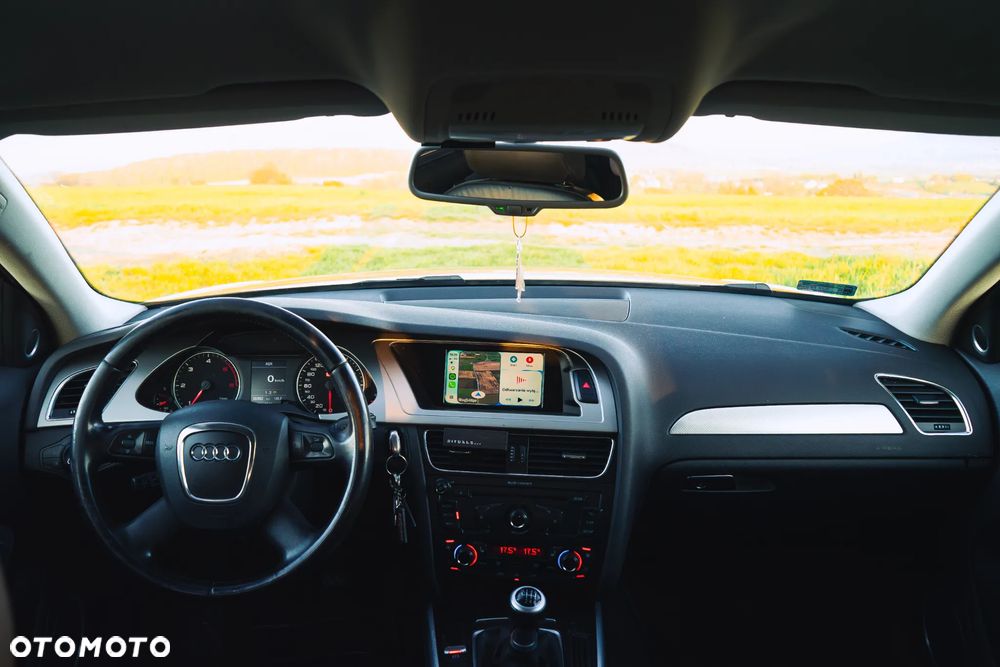 Audi A4 Avant 2.0 TDI DPF Attraction - 9