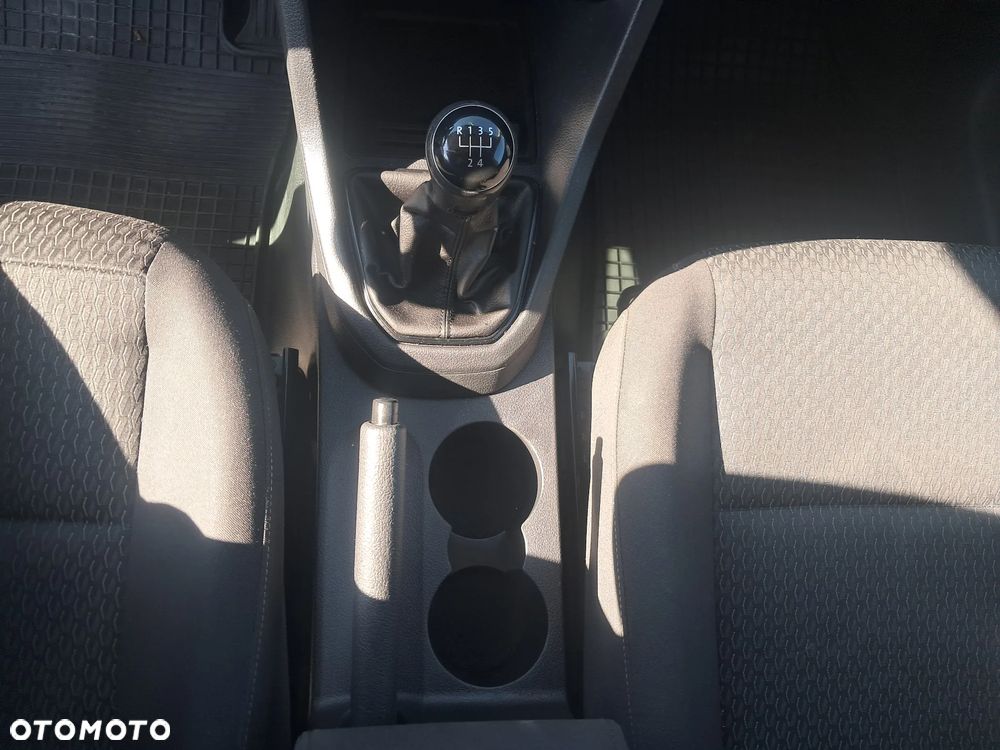 Volkswagen Caddy - 24