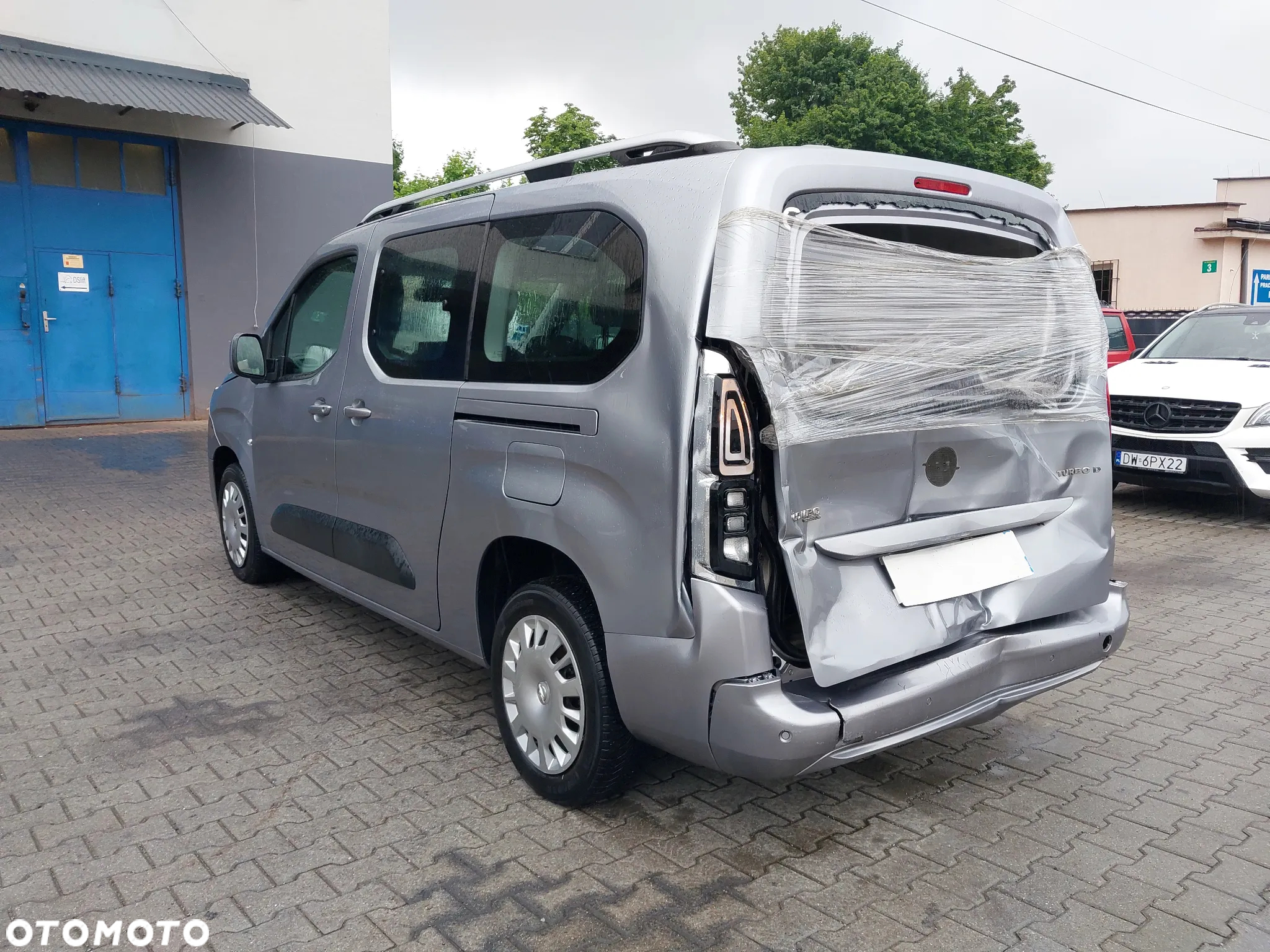 Opel Combo Kombi XL 1.5 BlueHDi Edition + S&S EAT8 N1 - 8