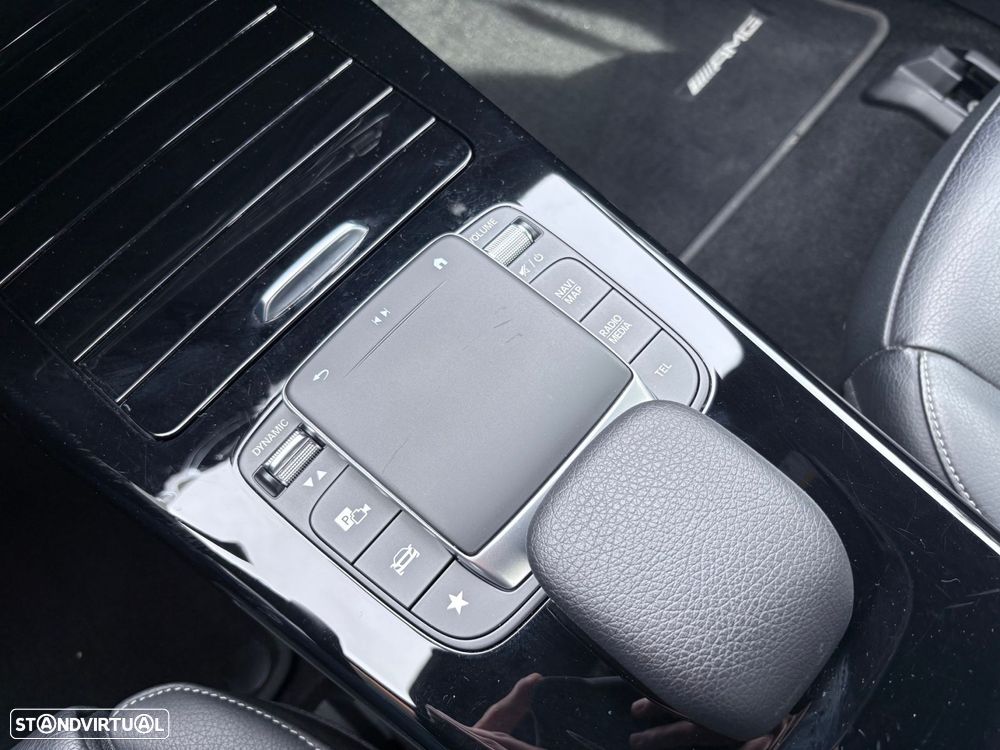 Mercedes-Benz A 250 Limousine e AMG Line - 50