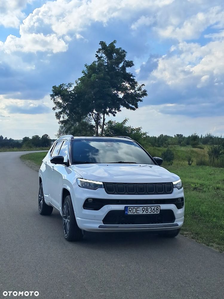 Jeep Compass - 23